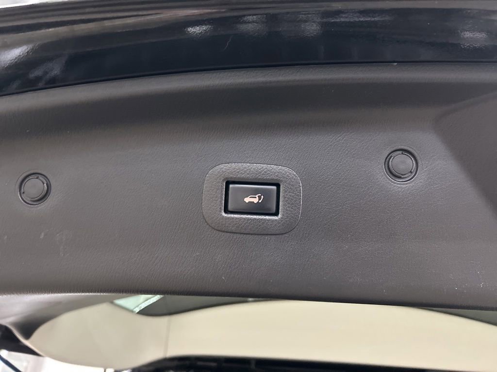 Used 2020 Nissan Armada SL w/ Premium Package AWD/4WD image 33
