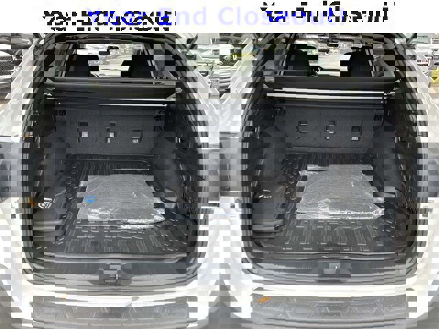 Used 2023 Subaru Outback Premium image 11