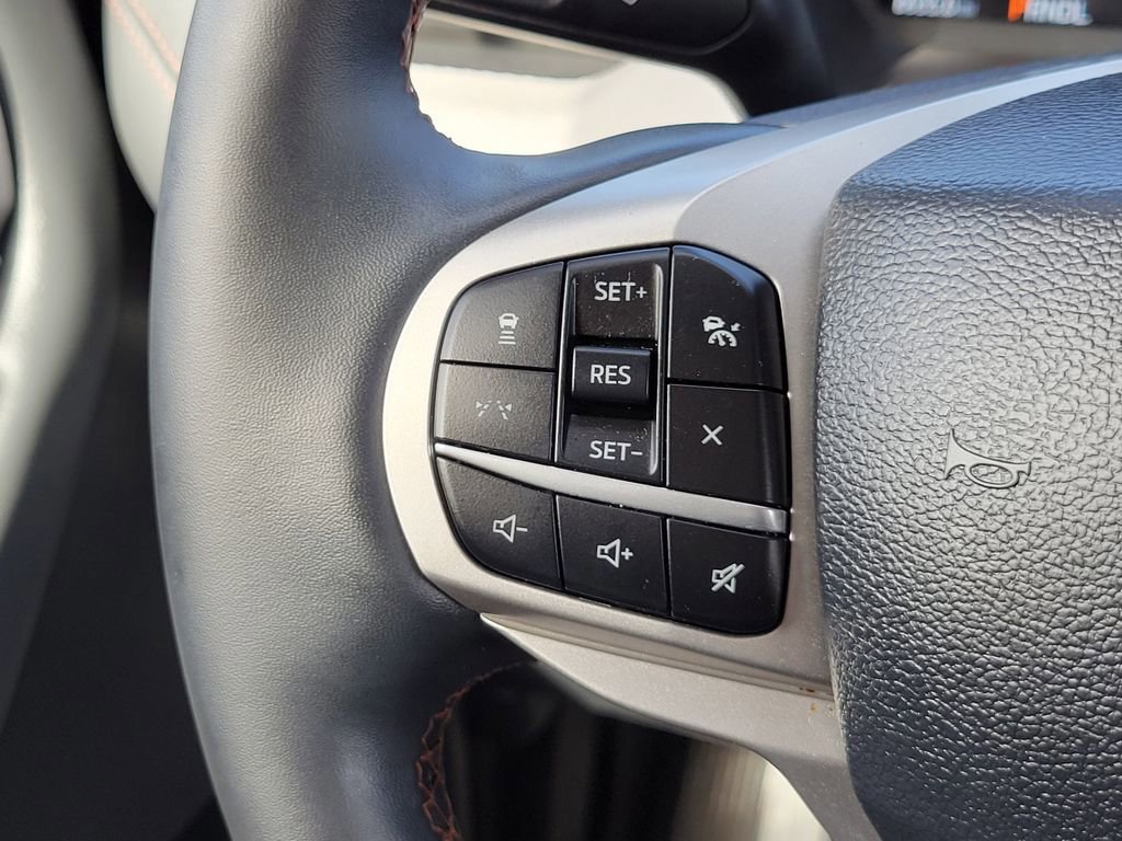 Certified 2025 Ford Explorer Active image 30