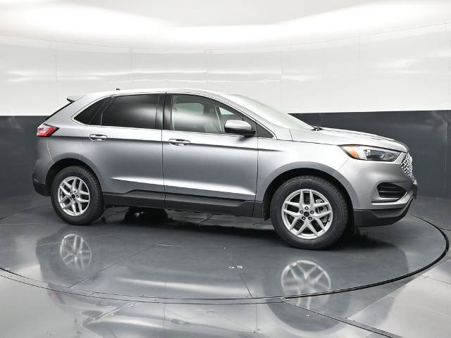 Certified 2024 Ford Edge SEL AWD/4WD image 3