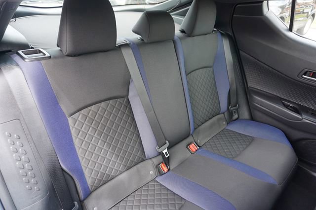 Used 2020 Toyota C-HR XLE image 17