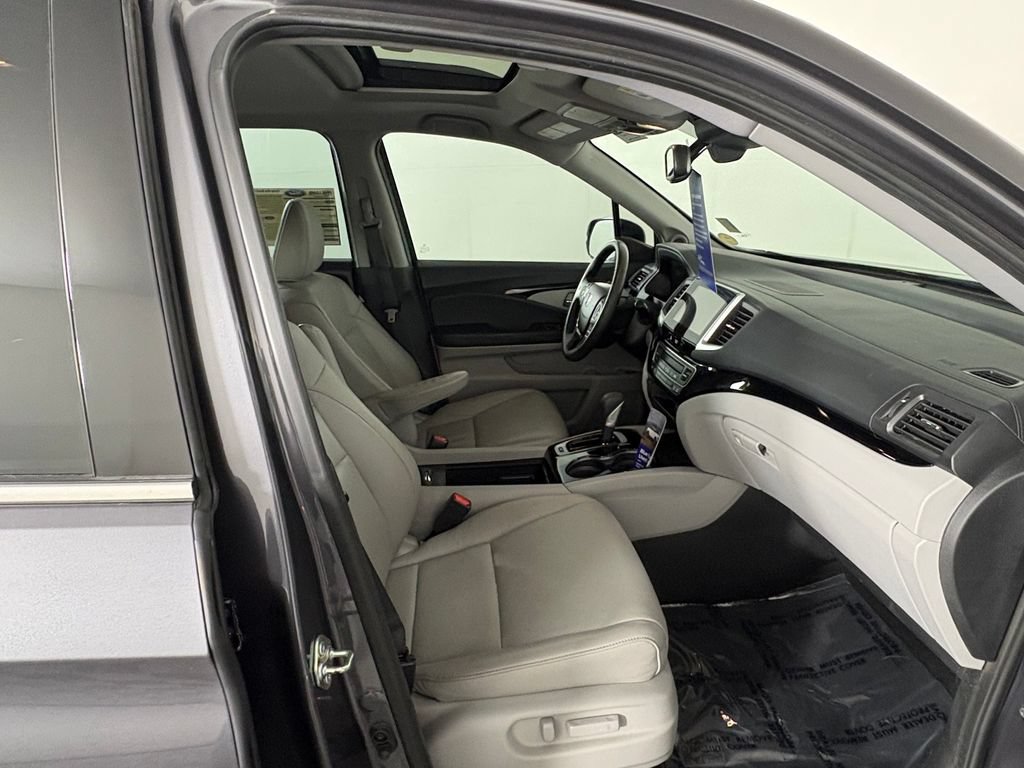 Used 2019 Honda Ridgeline RTL-E image 36