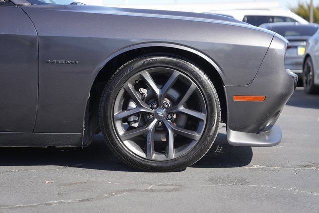 Used 2021 Dodge Challenger R/T w/ Blacktop Package image 7