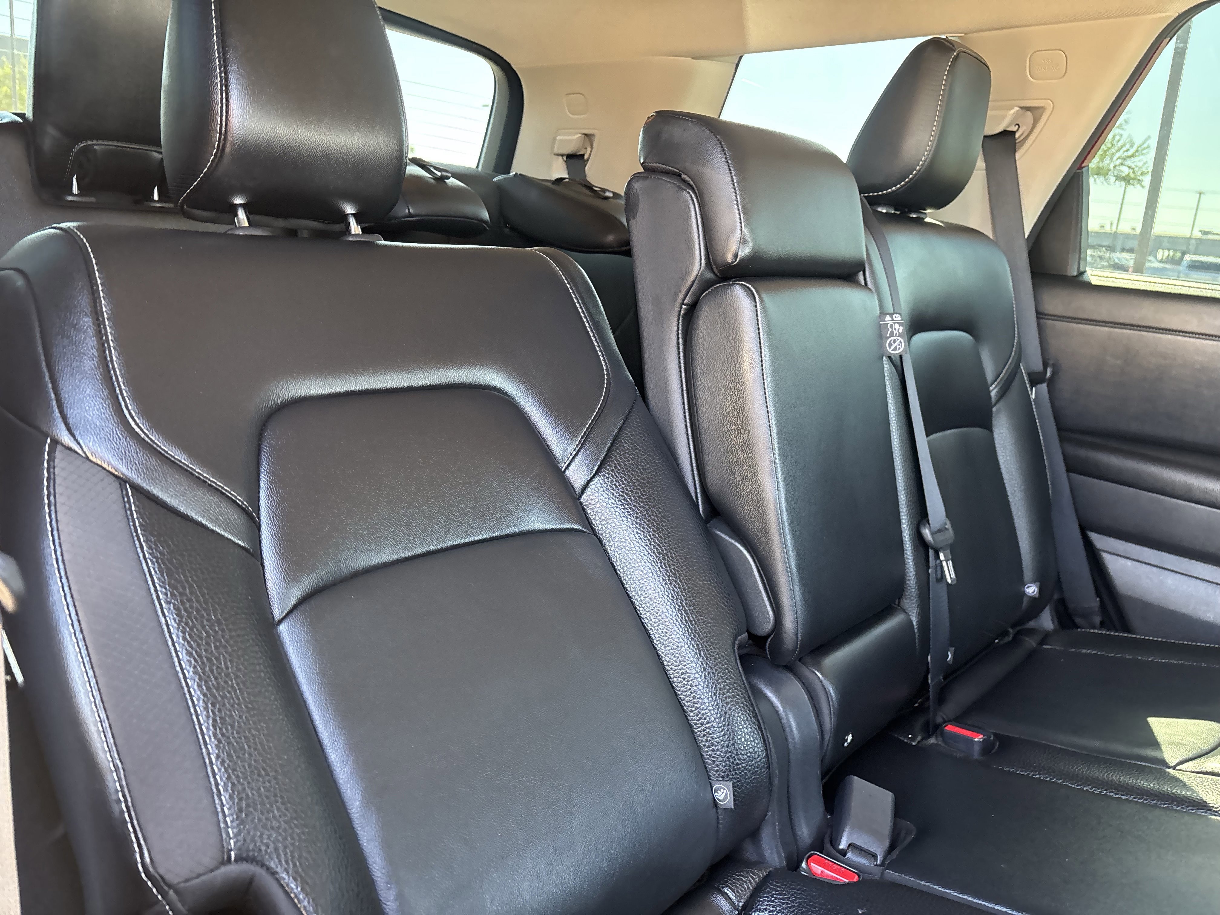 Used 2023 Nissan Pathfinder SL image 24