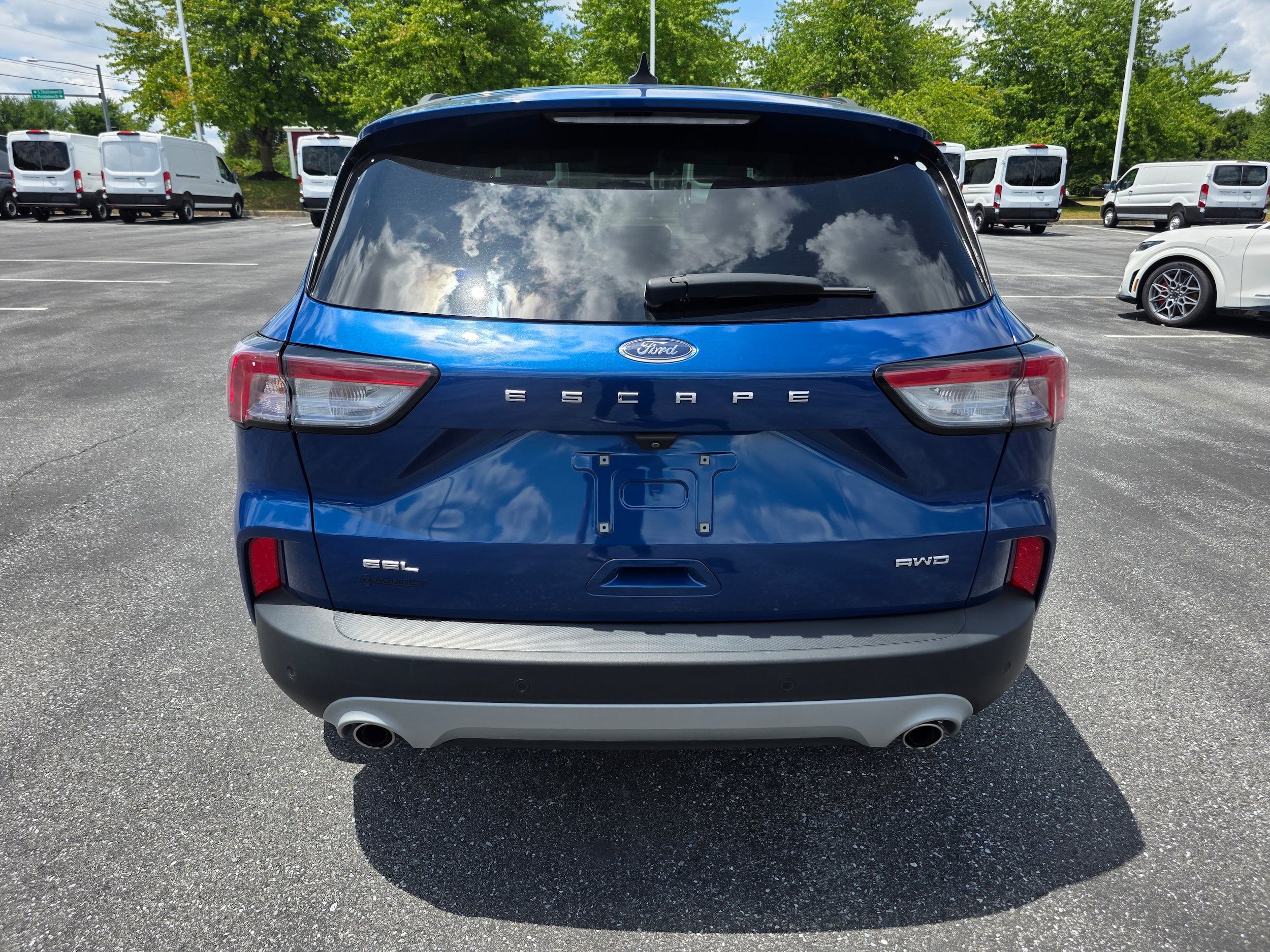 Certified 2022 Ford Escape SEL AWD/4WD image 4