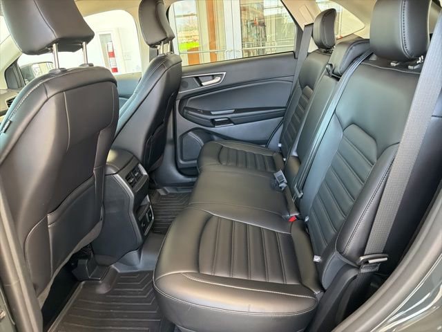 Certified 2024 Ford Edge SEL w/ Convenience Package AWD/4WD image 16