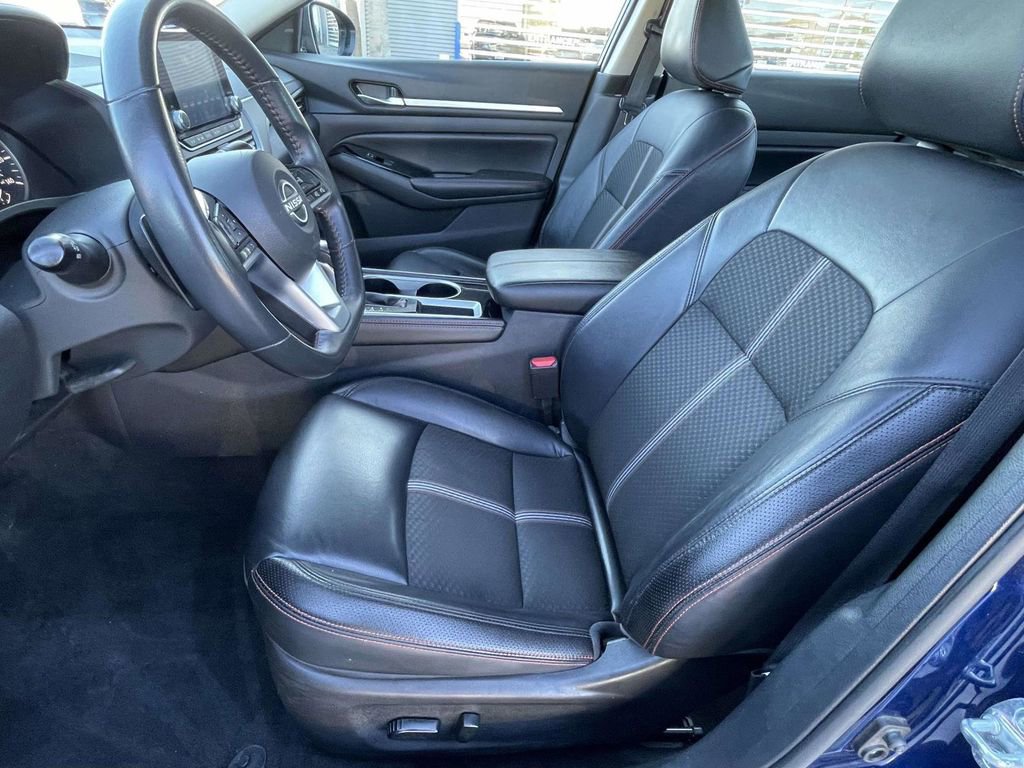 Used 2024 Nissan Altima 2.5 SR image 14