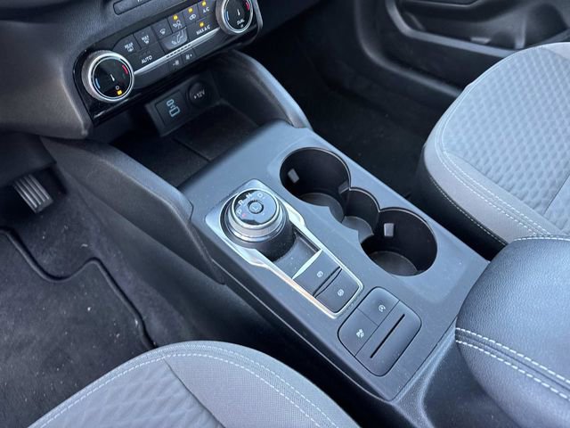 Certified 2022 Ford Escape SE w/ SE Sport Appearance Package image 27