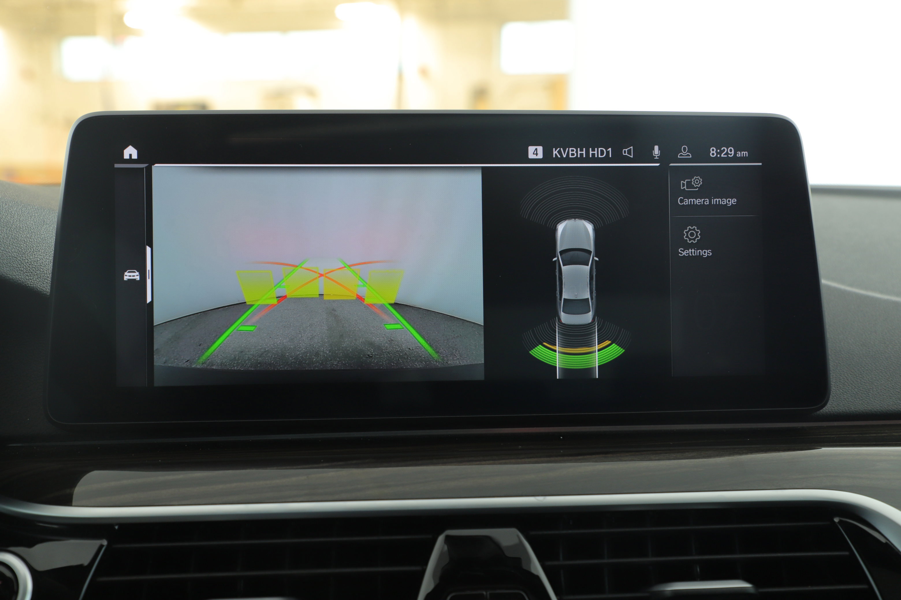 Used 2023 BMW 530i w/ Convenience Package image 7