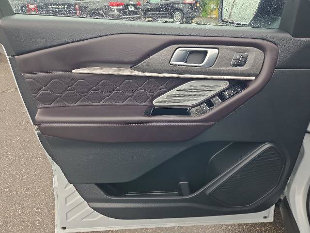 Certified 2025 Ford Explorer Platinum w/ LUX Leather Package AWD/4WD image 21