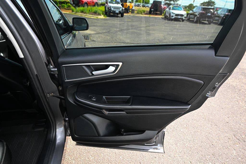 Certified 2024 Ford Edge SEL w/ Convenience Package AWD/4WD image 30