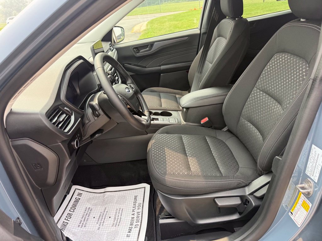 Certified 2026 Ford Escape Active w/ Cold Weather Package AWD/4WD image 25