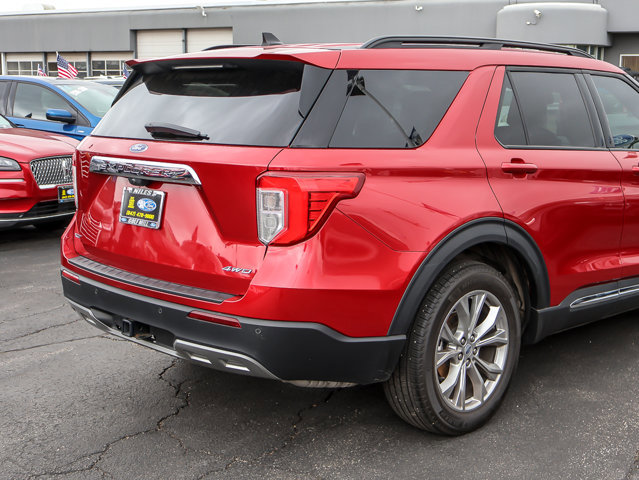 Certified 2023 Ford Explorer XLT w/ Equipment Group 202A AWD/4WD image 7