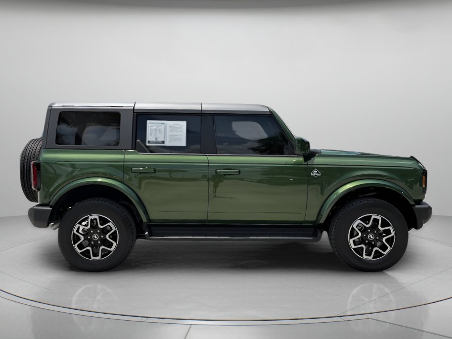 Certified 2025 Ford Bronco Outer Banks AWD/4WD image 2