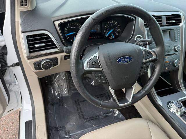 Certified 2017 Ford Fusion SE FWD image 30