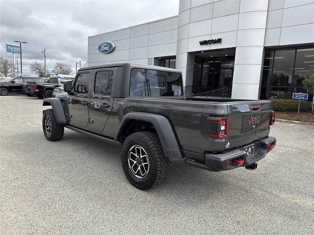 Used 2024 Jeep Gladiator Rubicon w/ Technology Group image 12