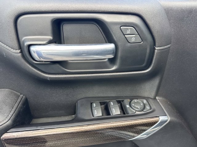 Used 2020 Chevrolet Silverado 1500 LT w/ Texas Edition RWD image 18