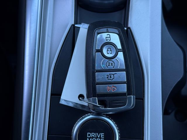 Certified 2022 Ford Explorer XLT w/ Equipment Group 202A image 13