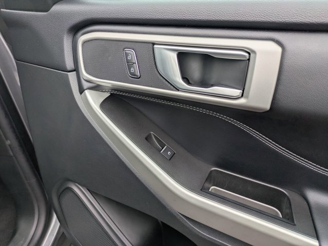 Certified 2022 Ford Explorer XLT w/ Equipment Group 202A image 35