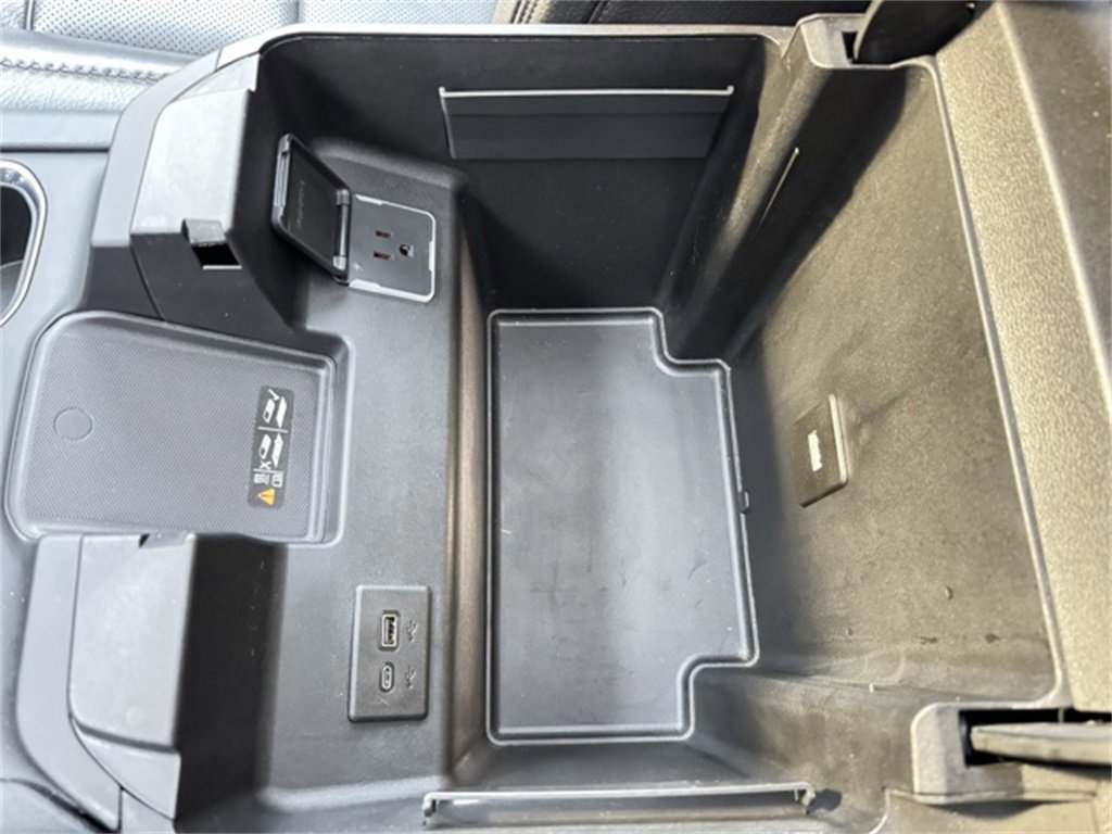 Used 2024 GMC Sierra 1500 Denali w/ Denali Reserve Package image 29