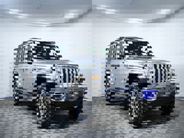 Used 2018 Jeep Wrangler Unlimited Sahara image 5