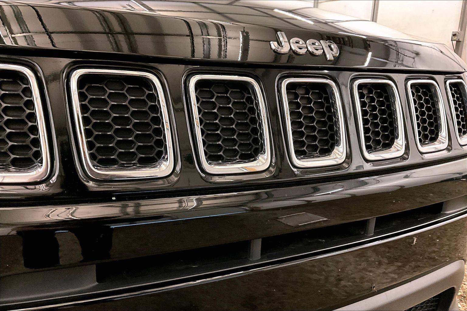 Used 2021 Jeep Compass Latitude w/ Sun and Sound Group image 29