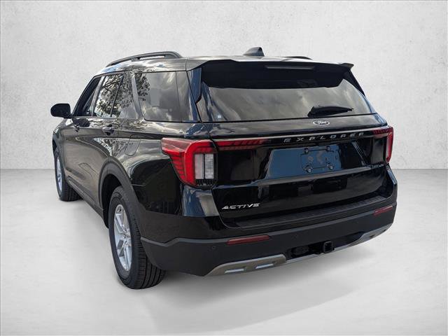 Certified 2026 Ford Explorer Active w/ Active Comfort Package RWD image 4