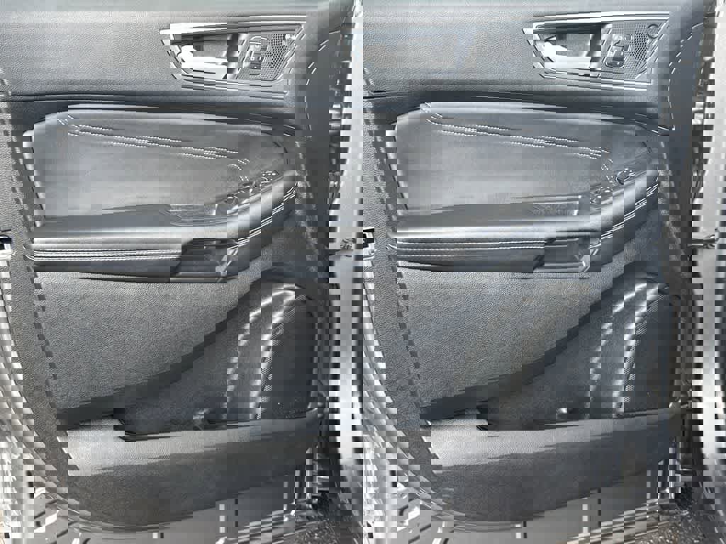 Certified 2024 Ford Edge Titanium image 10