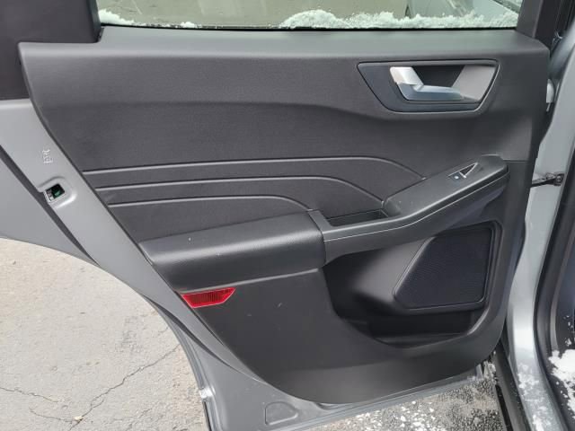 Certified 2024 Ford Escape SE image 14
