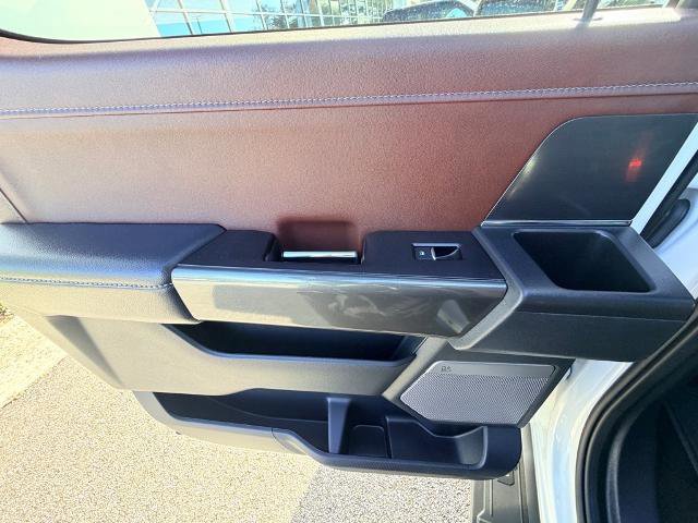 Certified 2022 Ford F150 Lariat w/ Equipment Group 502A High image 17