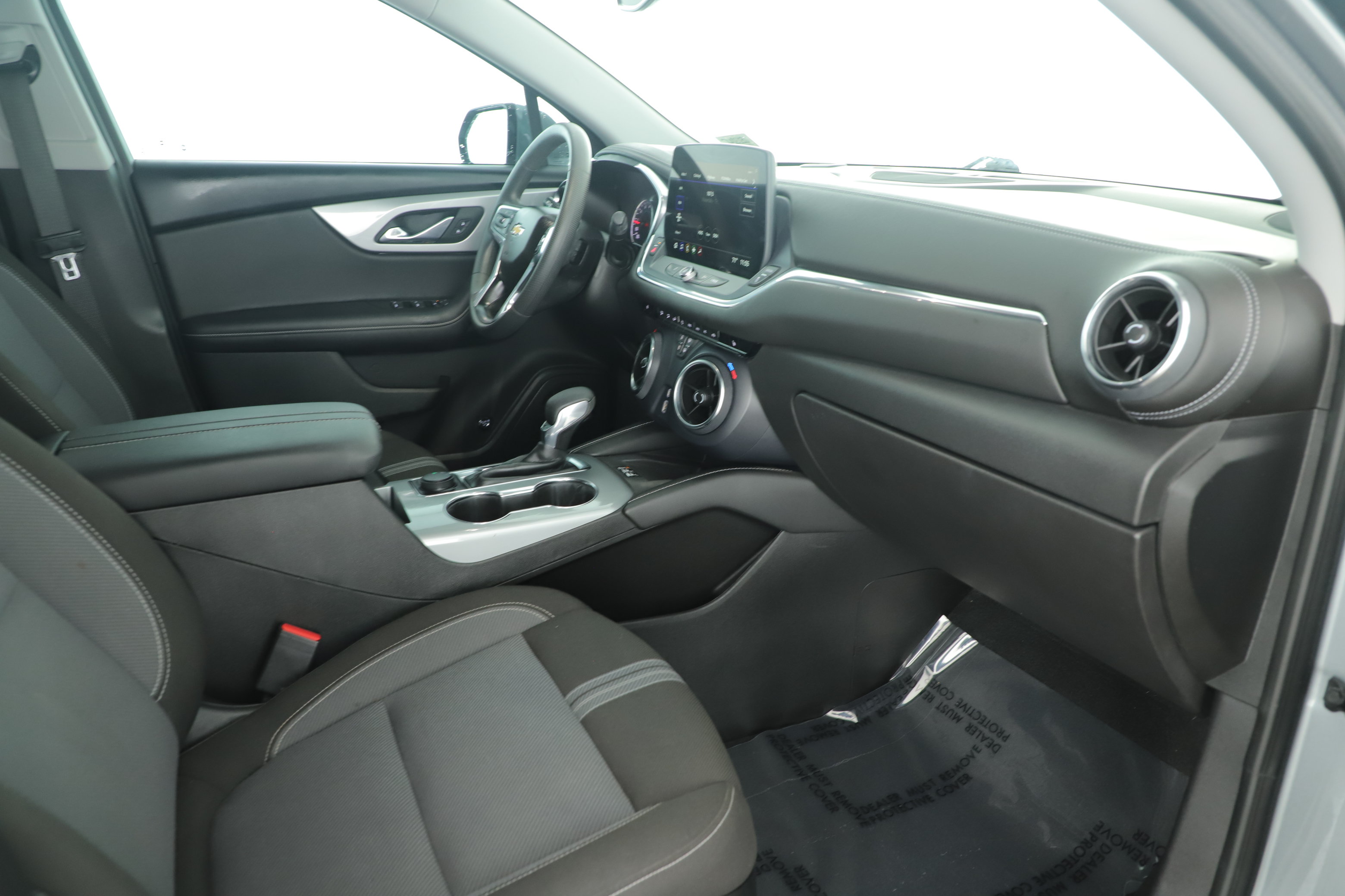 Used 2023 Chevrolet Blazer LT w/ Convenience Package FWD image 14