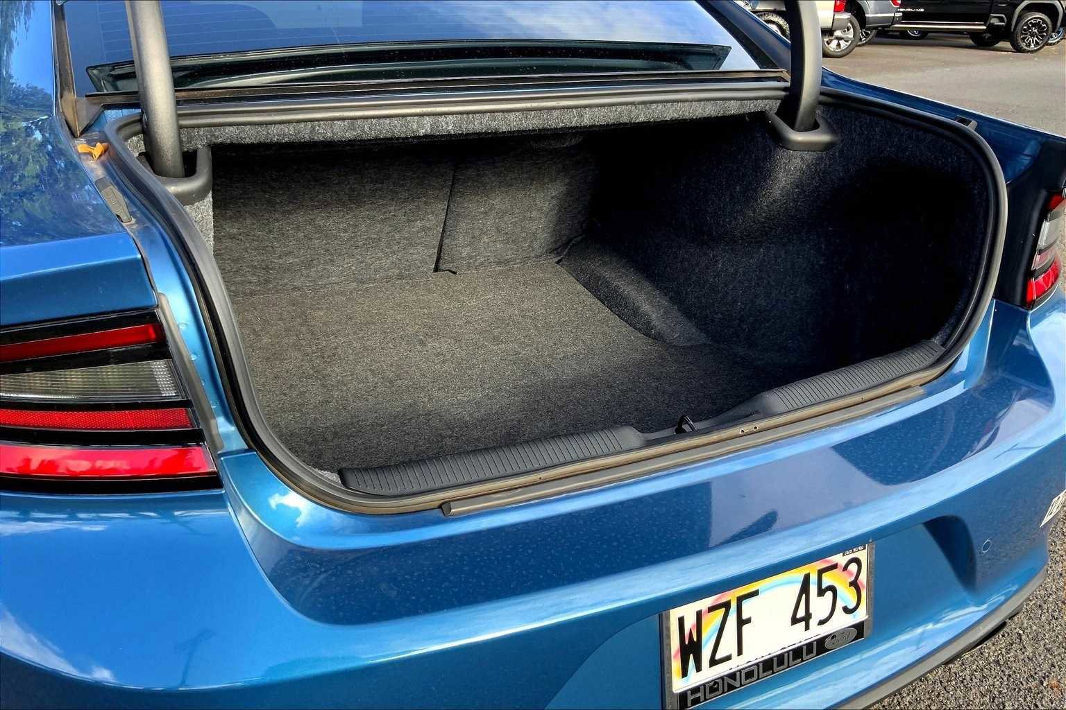 Used 2023 Dodge Charger R/T w/ Blacktop Package image 20