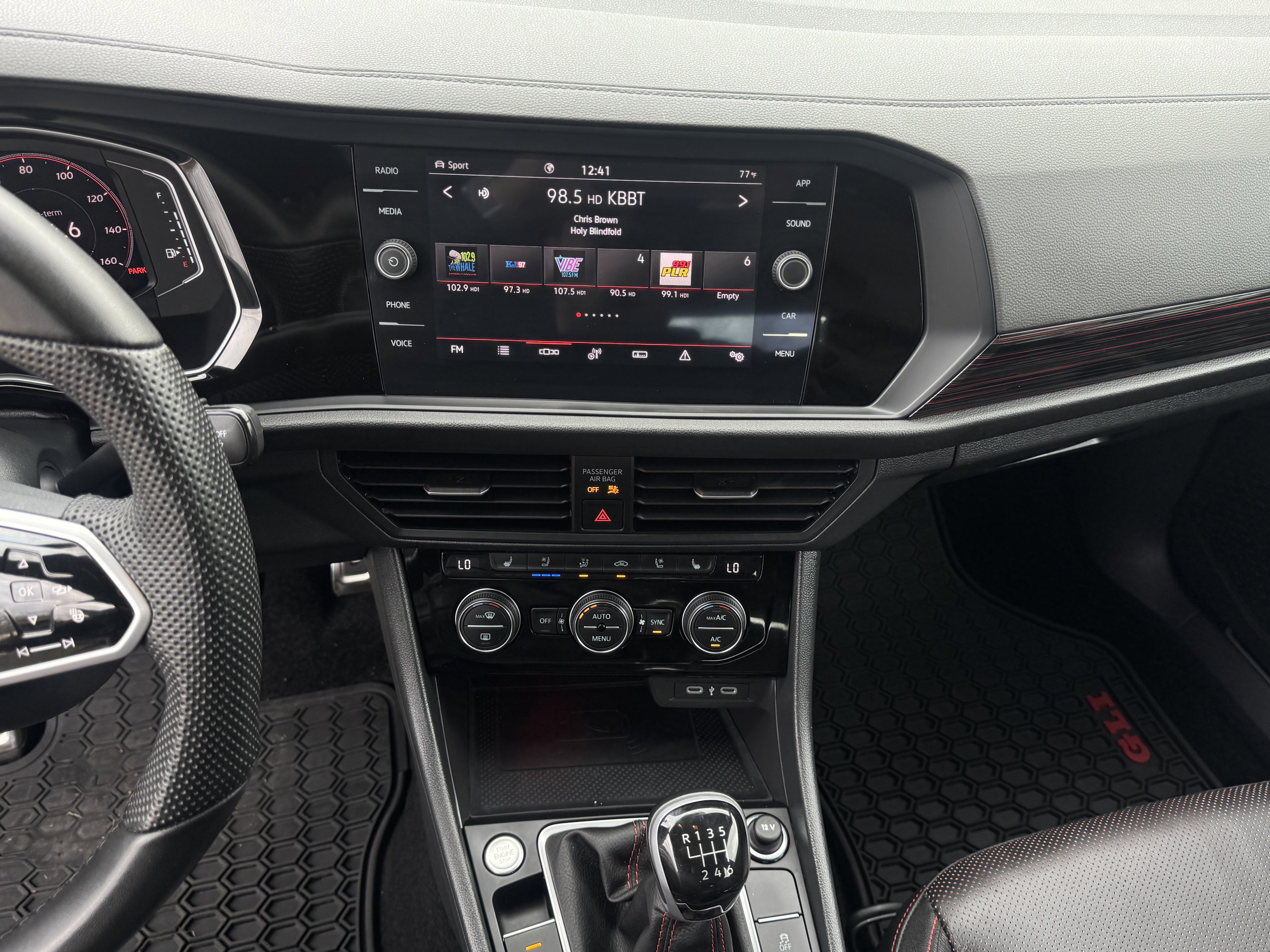 Used 2024 Volkswagen Jetta GLI Autobahn w/ GLI Black Package image 19