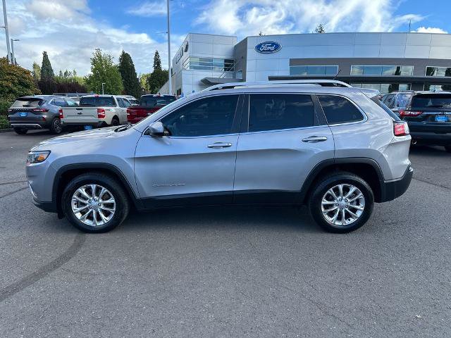 Used 2019 Jeep Cherokee Latitude w/ Popular Appearance Group FWD image 3