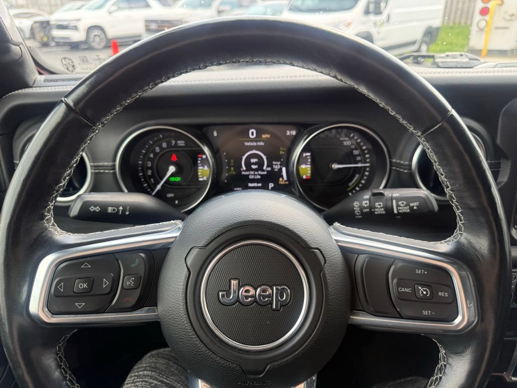Used 2021 Jeep Wrangler Unlimited Sahara w/ Cold Weather Group AWD/4WD image 22