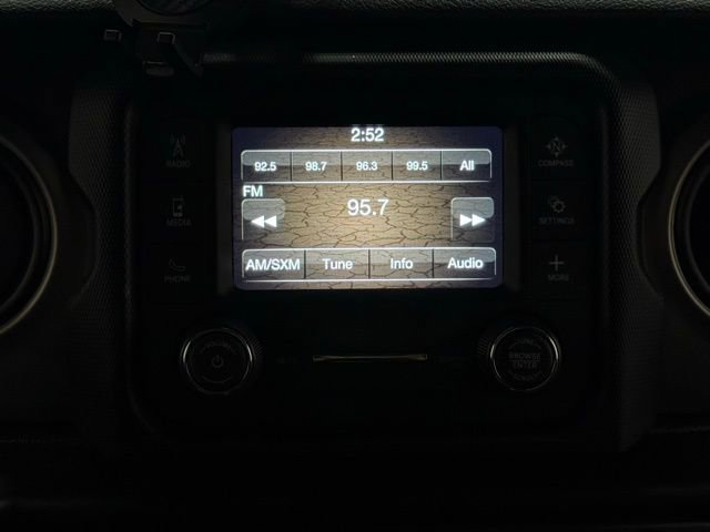 Used 2020 Jeep Wrangler Unlimited Sport S image 24