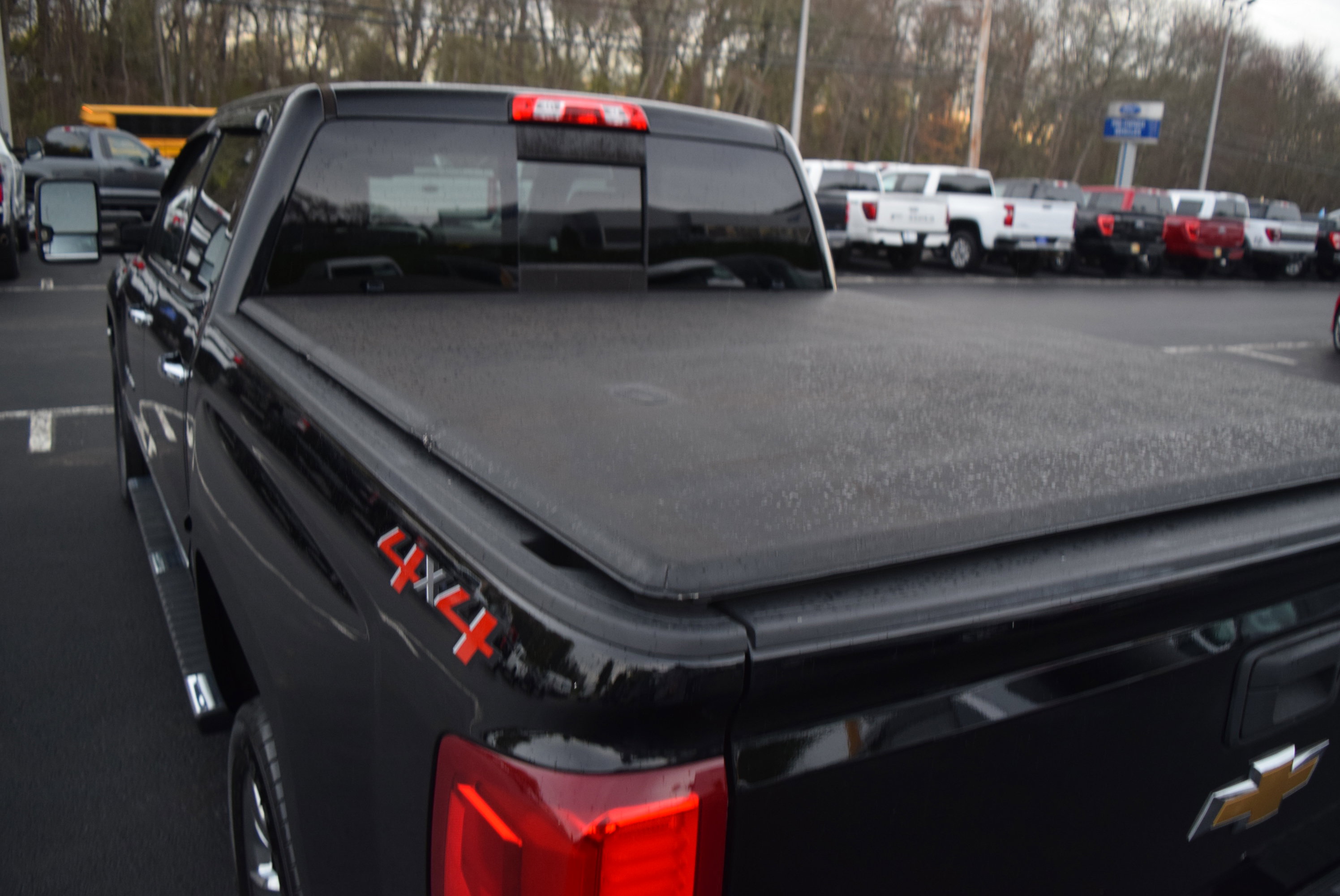 Used 2018 Chevrolet Silverado 1500 LTZ w/ LTZ Plus Package AWD/4WD image 7