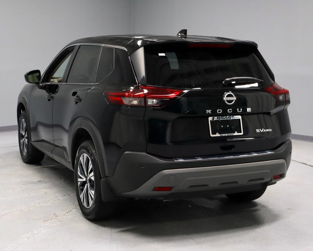 Used 2023 Nissan Rogue SV AWD/4WD image 9