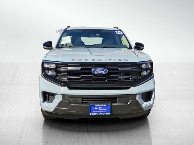 Certified 2025 Ford Expedition Active RWD image 2