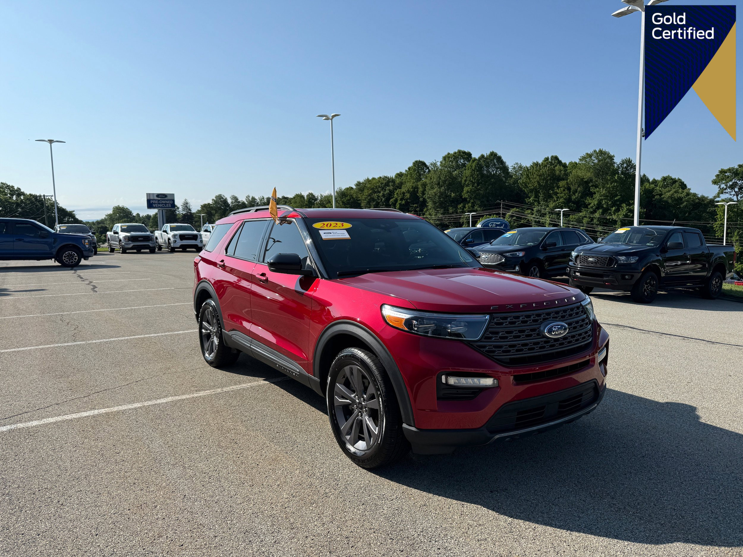 Certified 2023 Ford Explorer XLT w/ Equipment Group 202A image 1