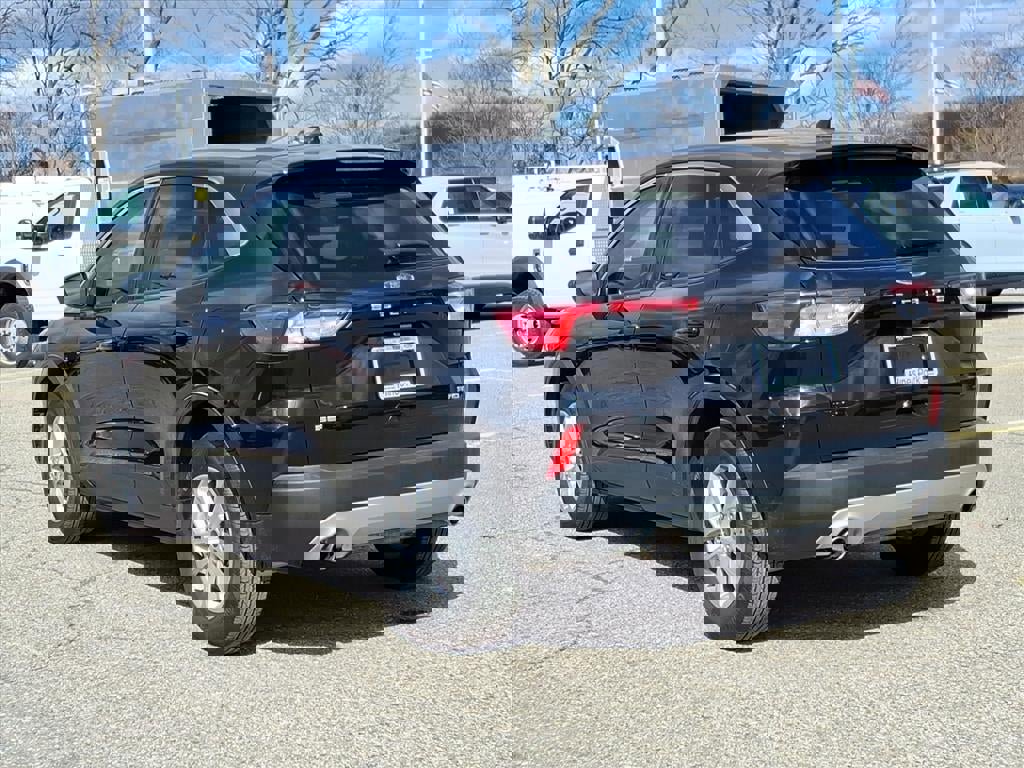 Certified 2022 Ford Escape SE w/ Convenience Package image 3