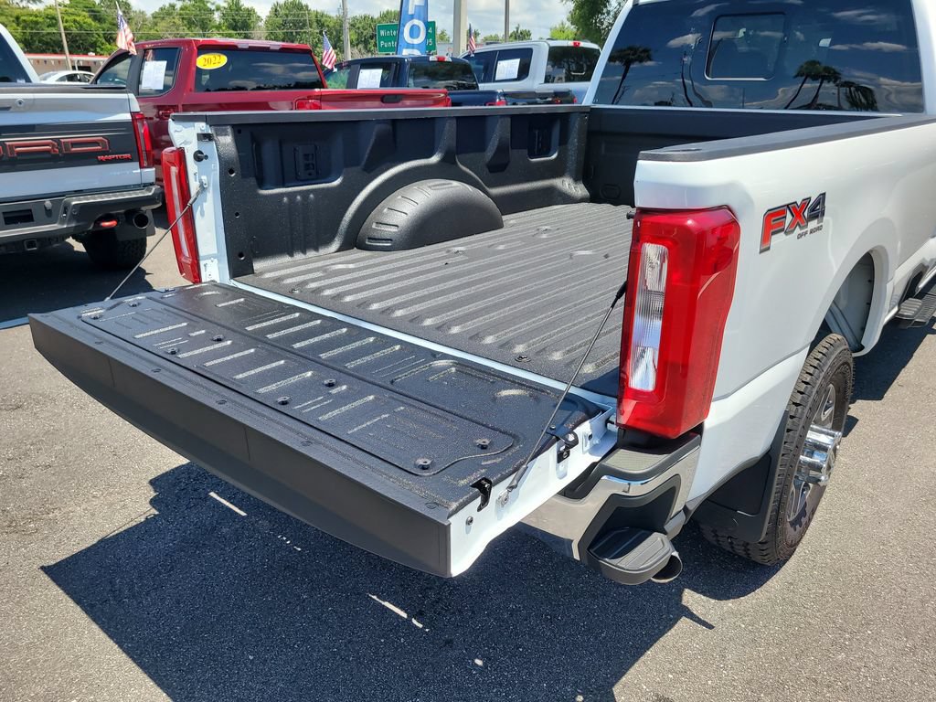 Certified 2025 Ford F350 XLT w/ FX4 Off-Road Package AWD/4WD image 7