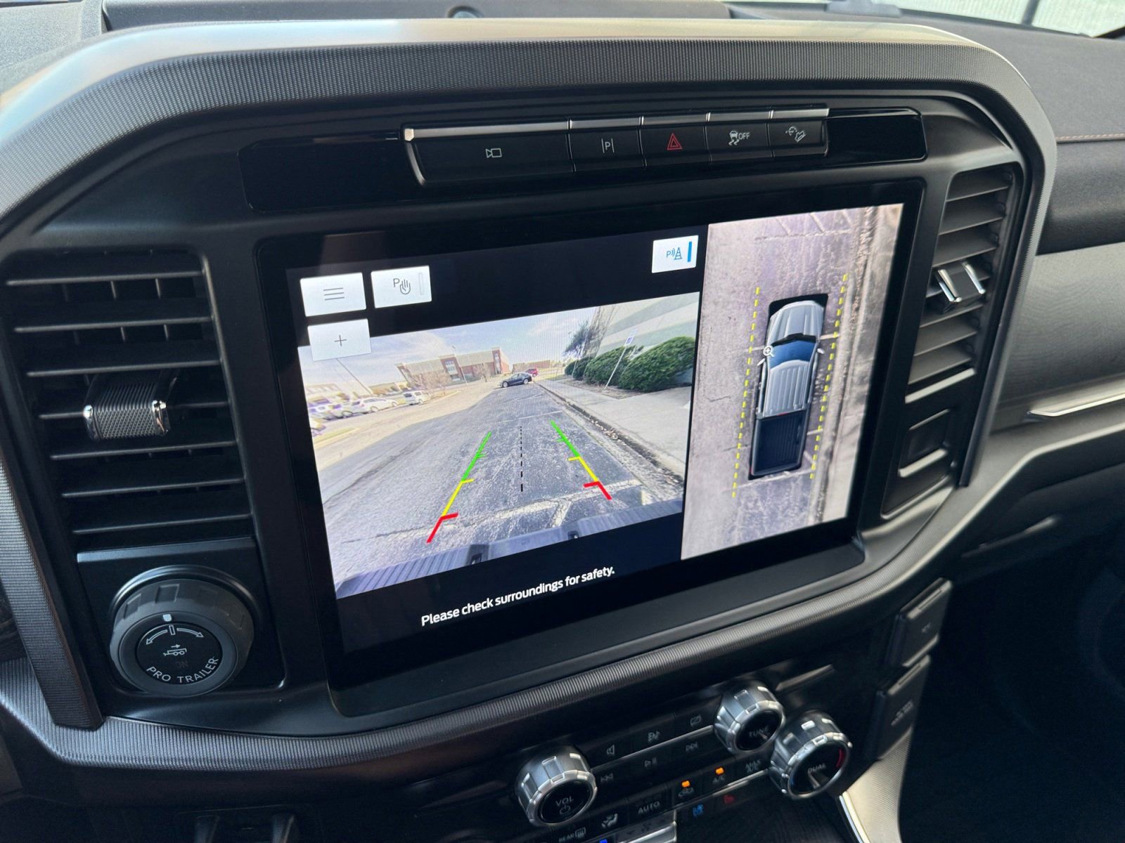 Certified 2023 Ford F150 Platinum w/ Equipment Group 701A High image 31