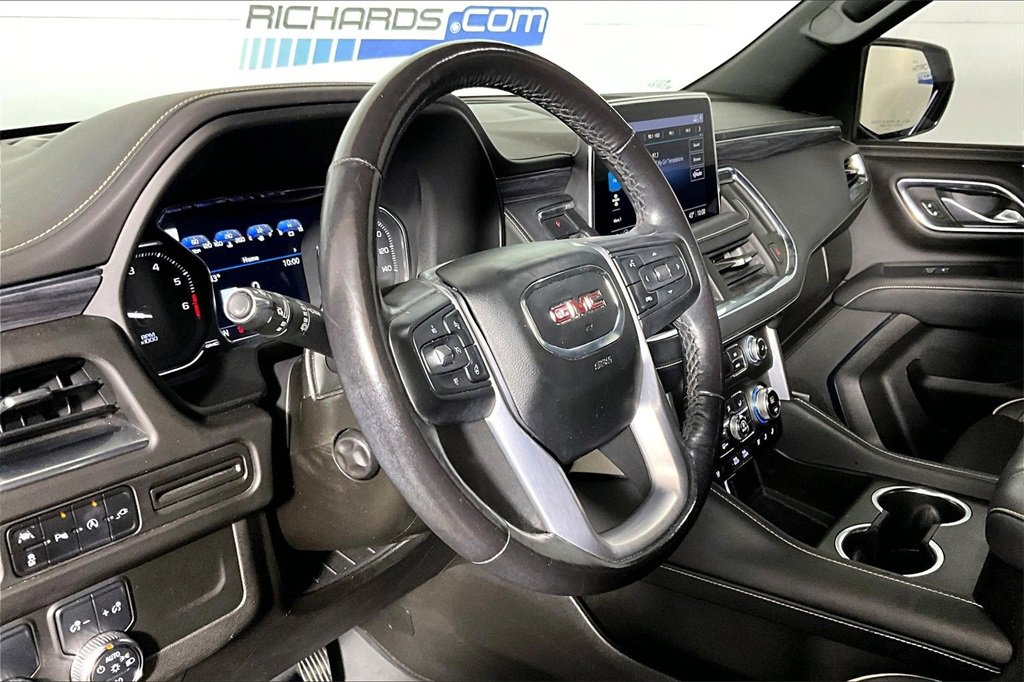 Used 2021 GMC Yukon SLT w/ SLT Premium Package image 10