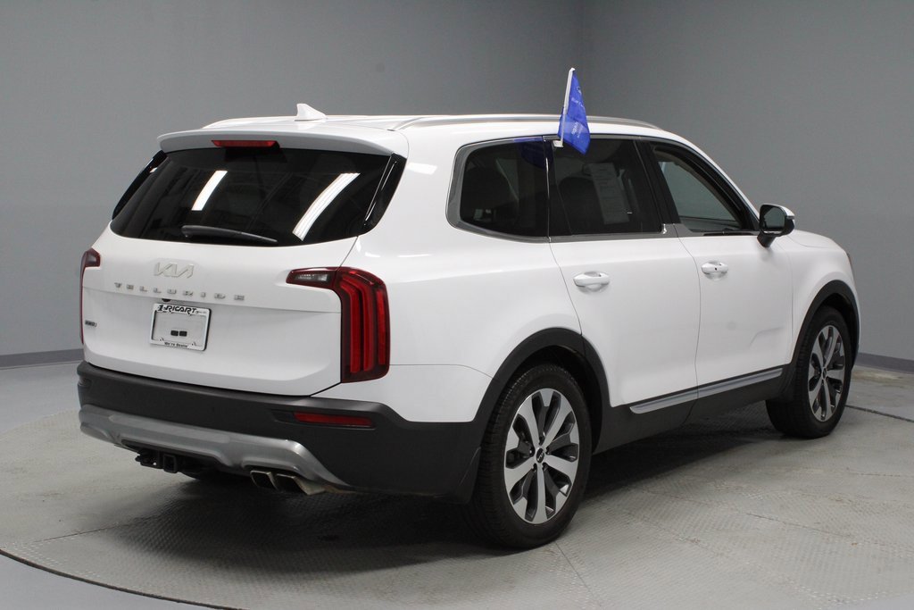 Used 2022 Kia Telluride EX w/ EX Premium Package image 5