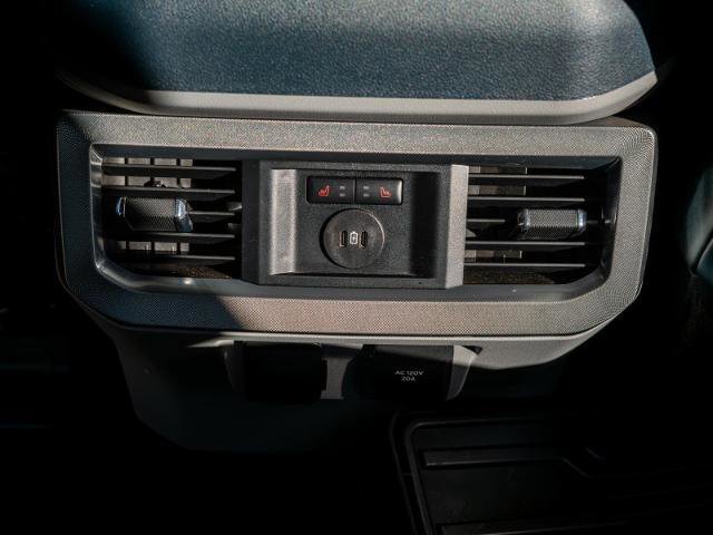 Certified 2024 Ford F350 Limited w/ FX4 Off-Road Package image 25