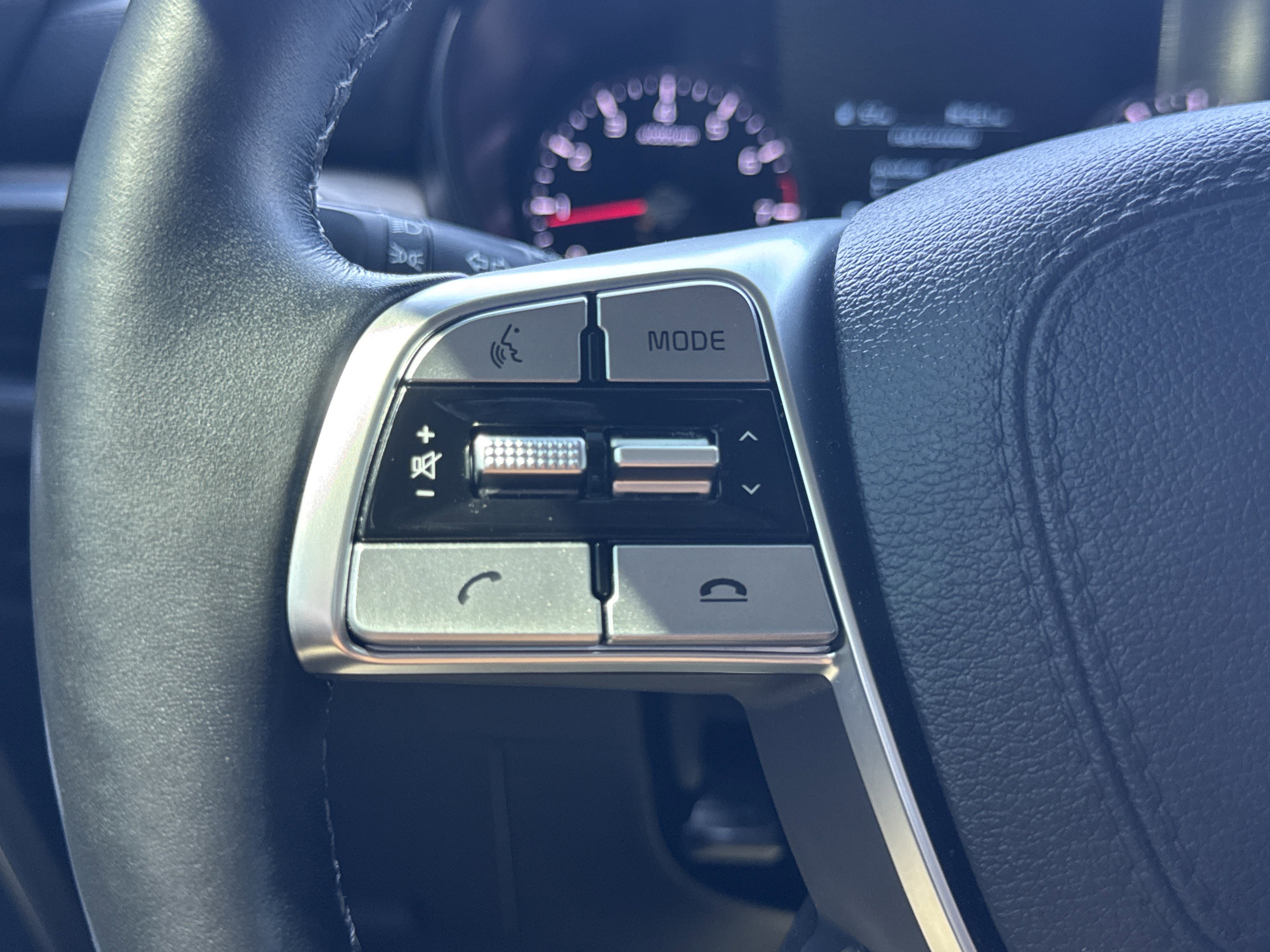 Used 2022 Kia Telluride EX w/ EX Premium Package image 37