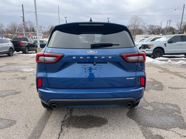 Certified 2023 Ford Escape ST-Line w/ Tech Pack #1 image 5