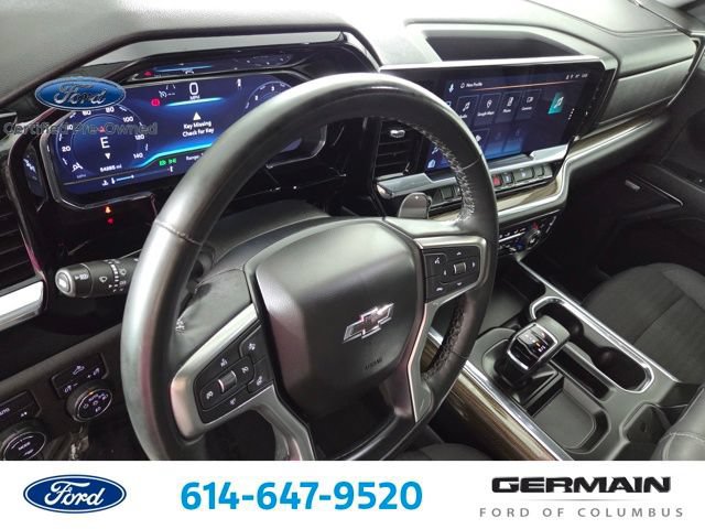 Used 2024 Chevrolet Silverado 1500 RST w/ True North Edition Plus AWD/4WD image 2