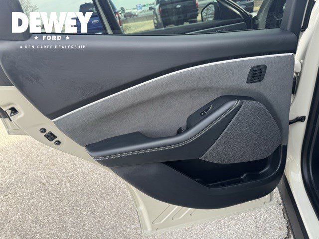 Certified 2025 Ford Mustang Mach-E GT image 24